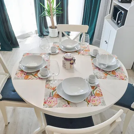 Provence In N Pool Apartament Mamaja