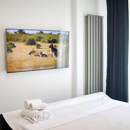 Provence In N Pool Apartment