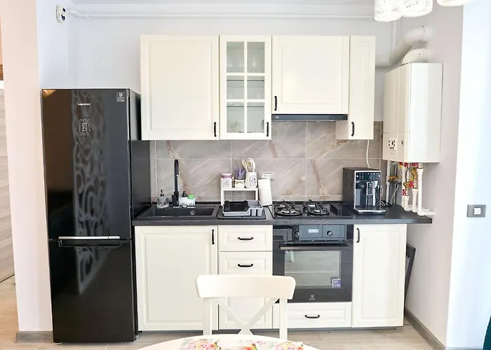 דירה Provence In N Pool