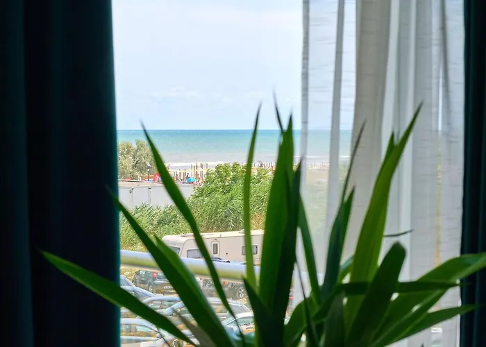 Provence In N Pool דירה