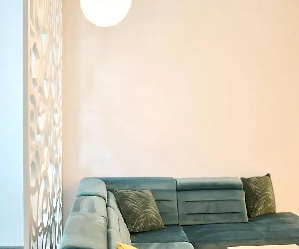 דירה Provence In N Pool מאמאיה