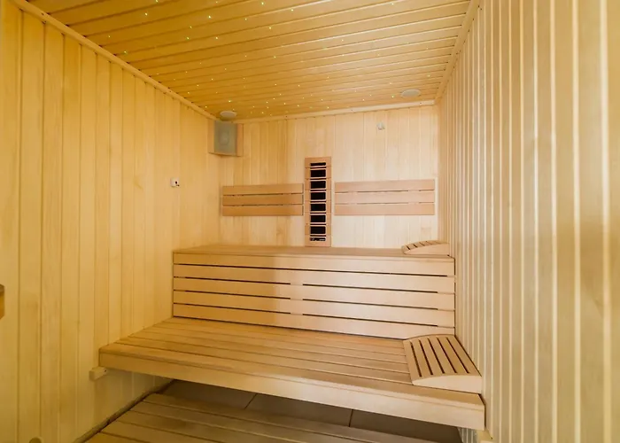 Provence In N Pool דירה