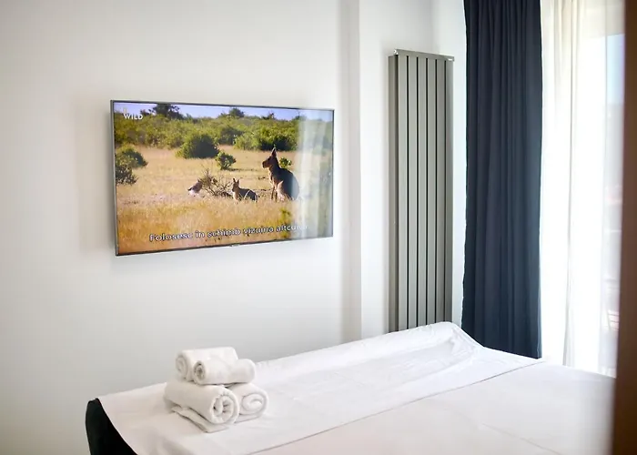 Provence In N Pool דירה