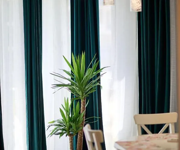 דירה Provence In N Pool