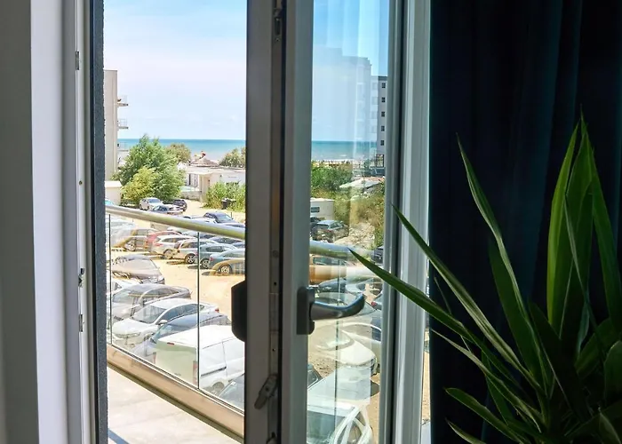 Provence In N Pool דירה *