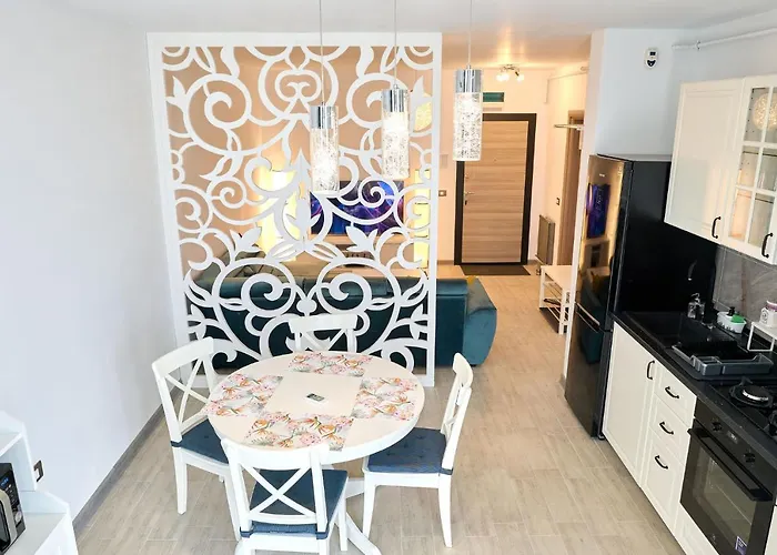 דירה Provence In N Pool