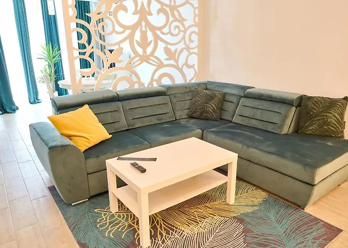 Provence In N Pool דירה *