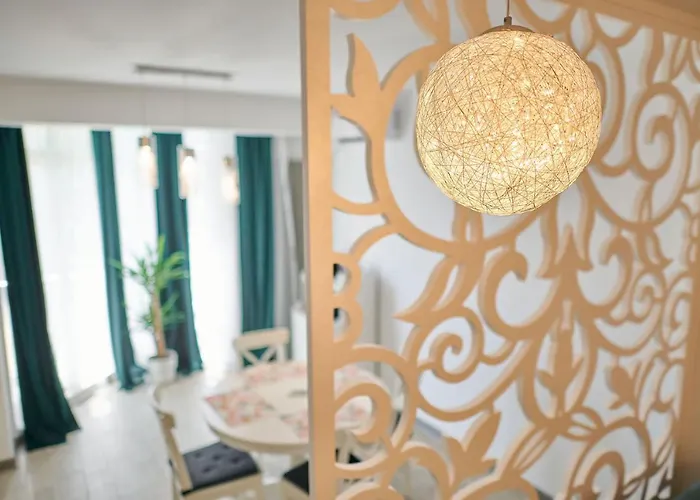 Provence In N Pool דירה